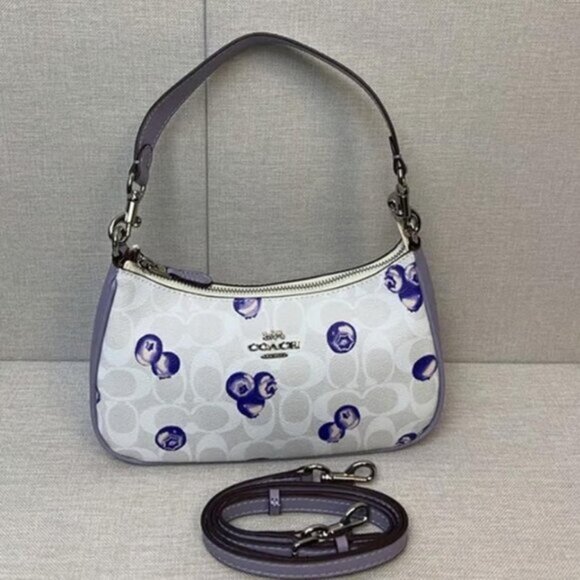 Coach Teri Shoulder Bag In Signature Canvas With Blueberry Print - Picture 1 of 6